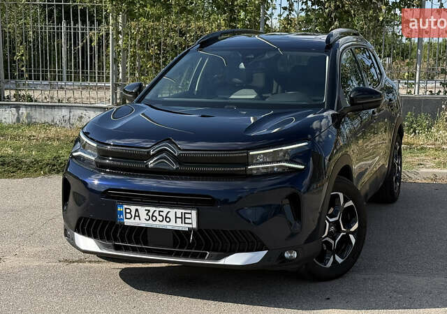 Синий Ситроен C5 Aircross, объемом двигателя 2 л и пробегом 28 тыс. км за 25500 $, фото 4 на Automoto.ua