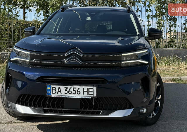 Синий Ситроен C5 Aircross, объемом двигателя 2 л и пробегом 28 тыс. км за 25500 $, фото 1 на Automoto.ua