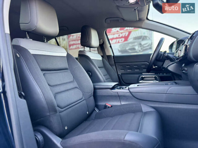 Сітроен C5 Aircross 2022 у Києві на Automoto.ua Синій Сітроен C5 Aircross, об'ємом двигуна 2 л та пробігом 28 тис. км за 28500 $, фото 31 на Automoto.ua