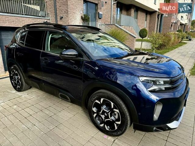 Ситроен C5 Aircross 2023 в Львове на Automoto.ua Синий Ситроен C5 Aircross, объемом двигателя 2 л и пробегом 15 тыс. км за 29500 $, фото 1 на Automoto.ua
