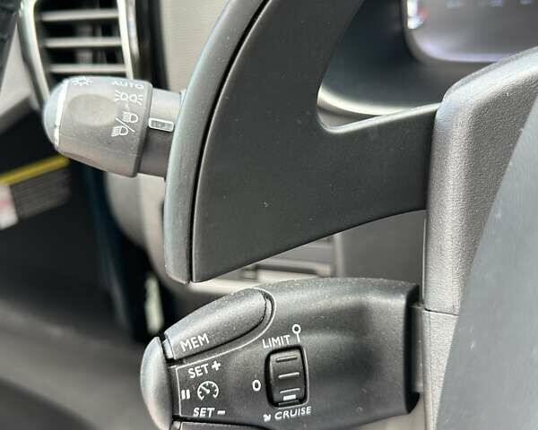Зелений Сітроен C5 Aircross, об'ємом двигуна 1.5 л та пробігом 158 тис. км за 22999 $, фото 25 на Automoto.ua