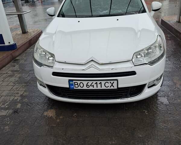 Белый Ситроен С5, объемом двигателя 1.6 л и пробегом 260 тыс. км за 6199 $, фото 3 на Automoto.ua
