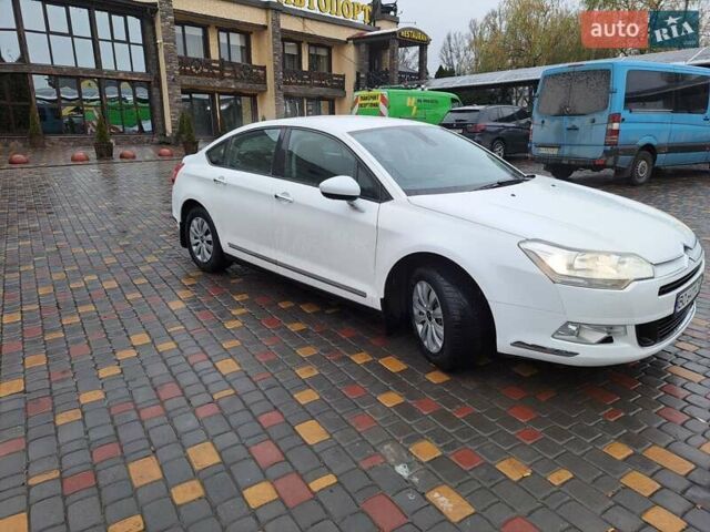 Белый Ситроен С5, объемом двигателя 1.6 л и пробегом 260 тыс. км за 6199 $, фото 11 на Automoto.ua