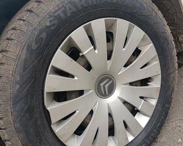 Белый Ситроен С5, объемом двигателя 1.6 л и пробегом 370 тыс. км за 6000 $, фото 3 на Automoto.ua