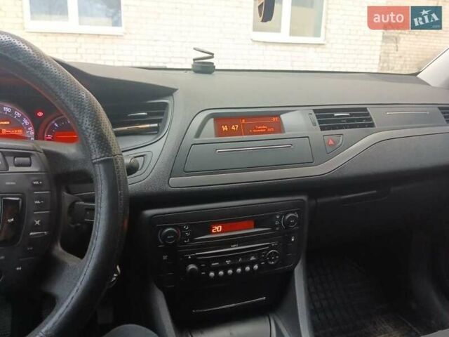 Белый Ситроен С5, объемом двигателя 1.6 л и пробегом 370 тыс. км за 6000 $, фото 10 на Automoto.ua