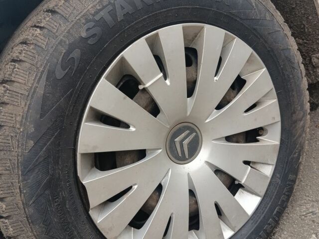 Белый Ситроен С5, объемом двигателя 1.6 л и пробегом 370 тыс. км за 6000 $, фото 4 на Automoto.ua