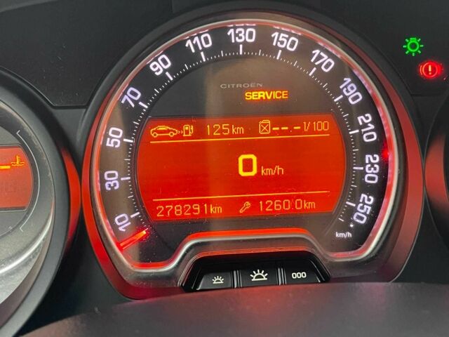 Сітроен С5 2009 у Києві на Automoto.ua Білий Сітроен С5, об'ємом двигуна 1.6 л та пробігом 278 тис. км за 6700 $, фото 22 на Automoto.ua