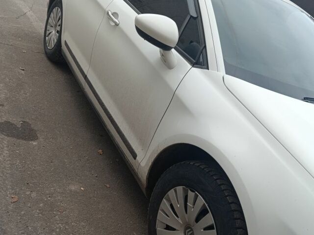 Белый Ситроен С5, объемом двигателя 1.6 л и пробегом 370 тыс. км за 6000 $, фото 2 на Automoto.ua