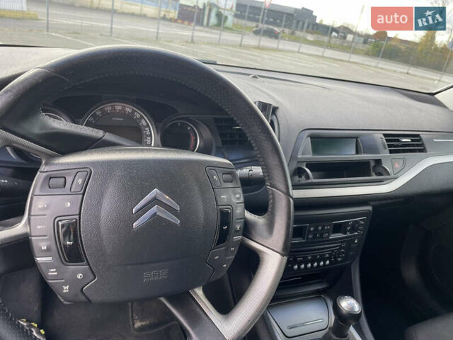 Сітроен С5 2009 у Чернівцях на Automoto.ua Білий Сітроен С5, об'ємом двигуна 1.6 л та пробігом 279 тис. км за 6600 $, фото 25 на Automoto.ua