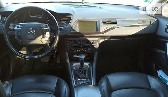 Белый Ситроен С5, объемом двигателя 2 л и пробегом 308 тыс. км за 8800 $, фото 10 на Automoto.ua