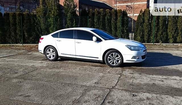 Белый Ситроен С5, объемом двигателя 2 л и пробегом 308 тыс. км за 8800 $, фото 2 на Automoto.ua