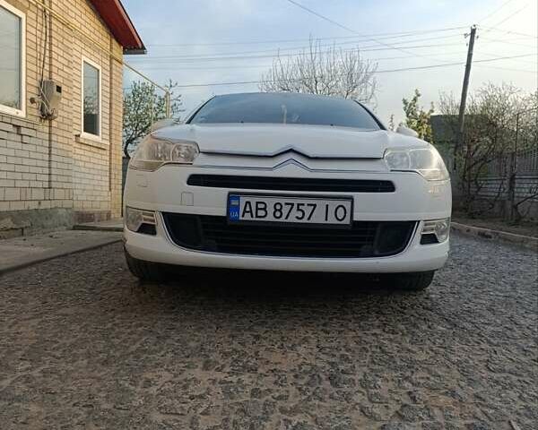 Ситроен С5 2010 в Липовце на Automoto.ua Белый Ситроен С5, объемом двигателя 1.6 л и пробегом 323 тыс. км за 5999 $, фото 8 на Automoto.ua
