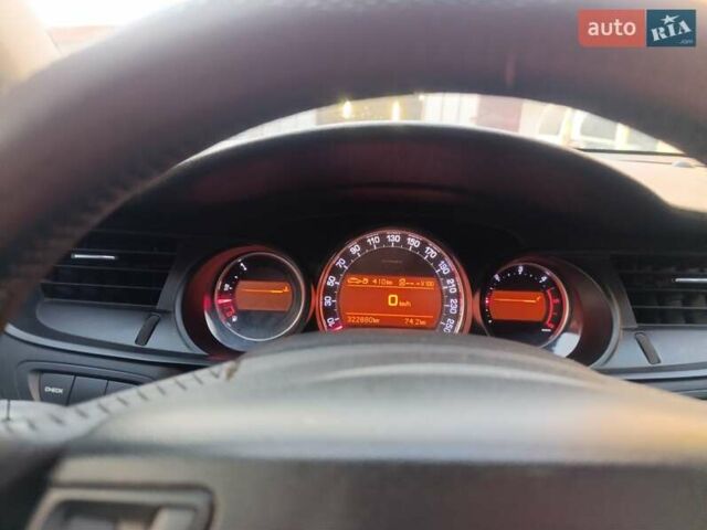 Ситроен С5 2010 в Липовце на Automoto.ua Белый Ситроен С5, объемом двигателя 1.6 л и пробегом 323 тыс. км за 5999 $, фото 9 на Automoto.ua