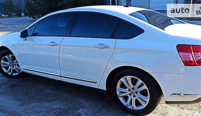 Белый Ситроен С5, объемом двигателя 2 л и пробегом 308 тыс. км за 8800 $, фото 23 на Automoto.ua