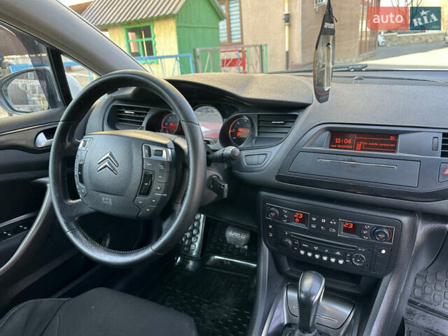 Білий Сітроен С5, об'ємом двигуна 2 л та пробігом 325 тис. км за 5500 $, фото 15 на Automoto.ua