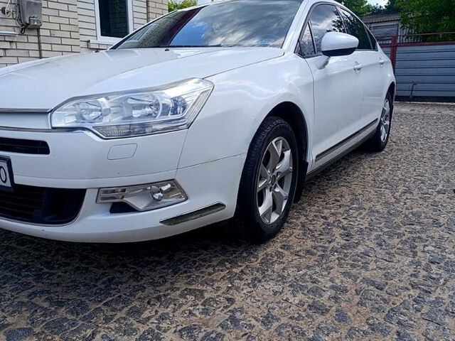 Білий Сітроен С5, об'ємом двигуна 1.6 л та пробігом 300 тис. км за 5700 $, фото 2 на Automoto.ua