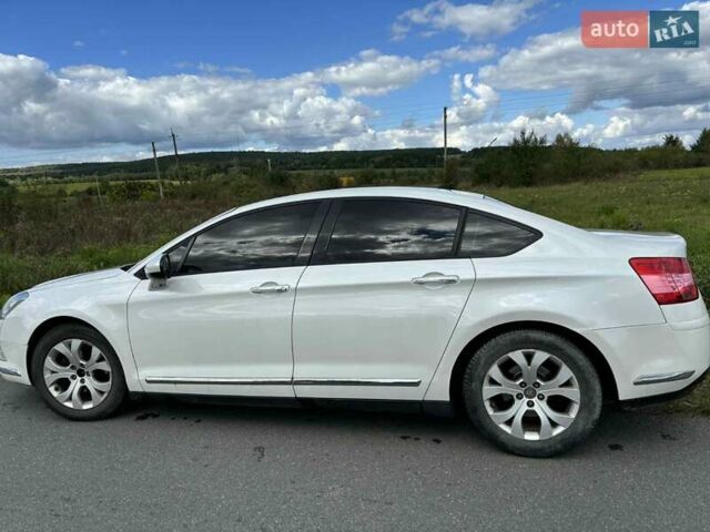 Белый Ситроен С5, объемом двигателя 2 л и пробегом 287 тыс. км за 5600 $, фото 2 на Automoto.ua