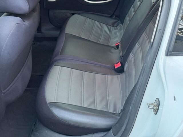 Белый Ситроен С5, объемом двигателя 2 л и пробегом 315 тыс. км за 6190 $, фото 13 на Automoto.ua