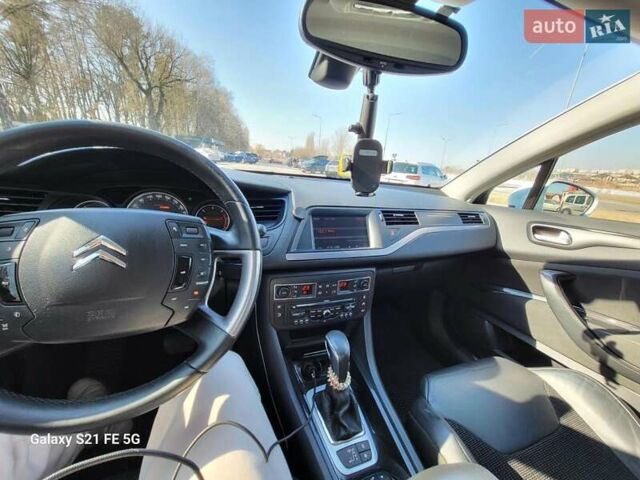 Білий Сітроен С5, об'ємом двигуна 2 л та пробігом 290 тис. км за 7800 $, фото 14 на Automoto.ua