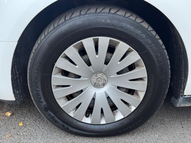 Белый Ситроен С5, объемом двигателя 2 л и пробегом 315 тыс. км за 6190 $, фото 12 на Automoto.ua