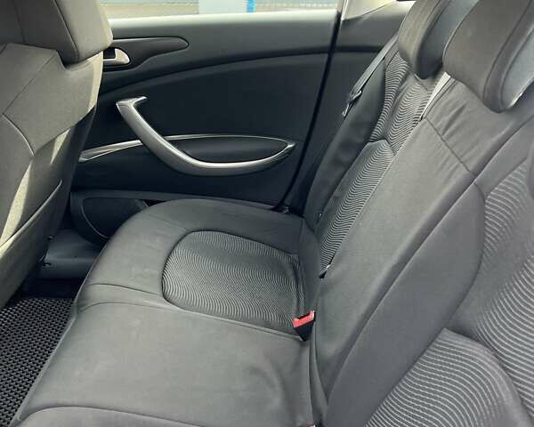 Белый Ситроен С5, объемом двигателя 1.56 л и пробегом 197 тыс. км за 8399 $, фото 1 на Automoto.ua