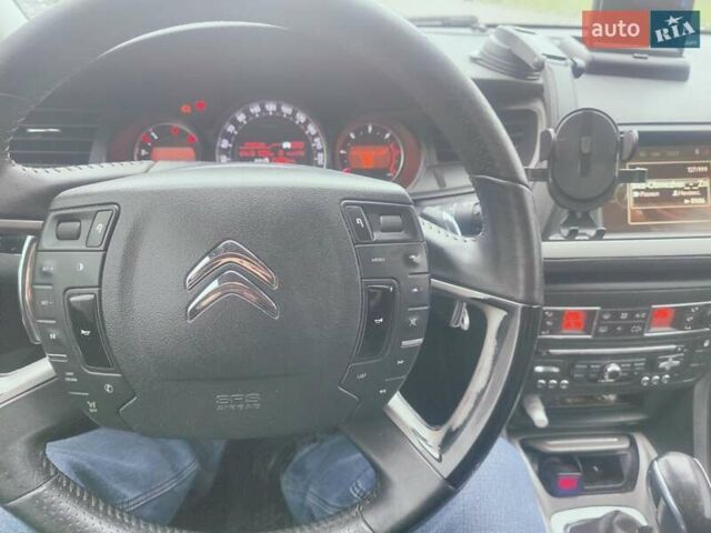 Белый Ситроен С5, объемом двигателя 1.6 л и пробегом 276 тыс. км за 8300 $, фото 2 на Automoto.ua