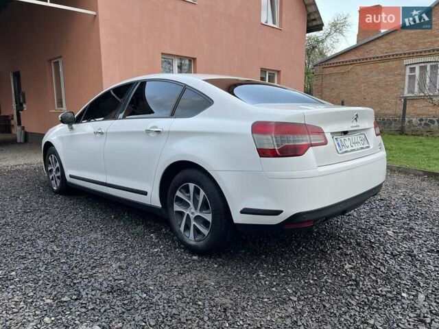 Белый Ситроен С5, объемом двигателя 1.6 л и пробегом 140 тыс. км за 9800 $, фото 3 на Automoto.ua