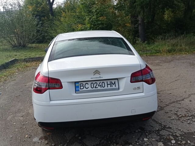 Білий Сітроен С5, об'ємом двигуна 1.6 л та пробігом 212 тис. км за 8700 $, фото 4 на Automoto.ua