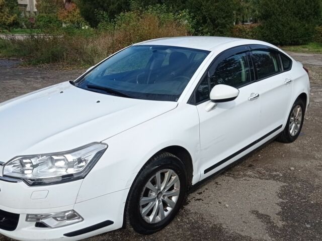 Білий Сітроен С5, об'ємом двигуна 1.6 л та пробігом 212 тис. км за 8700 $, фото 2 на Automoto.ua