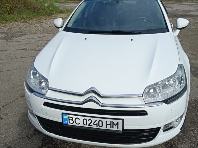 Білий Сітроен С5, об'ємом двигуна 1.6 л та пробігом 212 тис. км за 8700 $, фото 1 на Automoto.ua