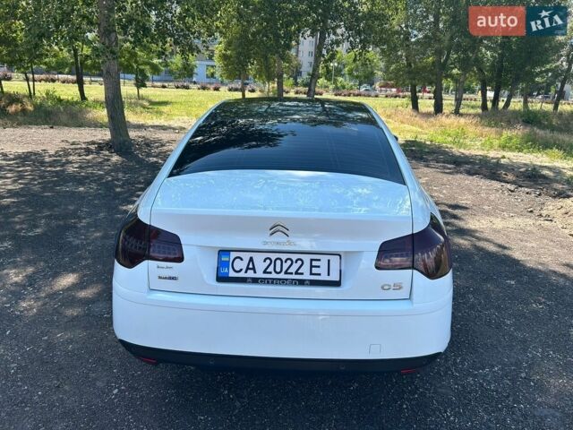 Белый Ситроен С5, объемом двигателя 2 л и пробегом 273 тыс. км за 6200 $, фото 5 на Automoto.ua
