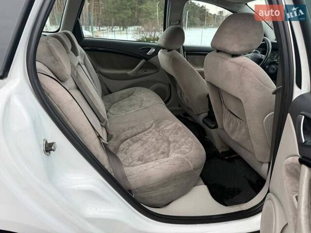 Белый Ситроен С5, объемом двигателя 2 л и пробегом 405 тыс. км за 3950 $, фото 21 на Automoto.ua