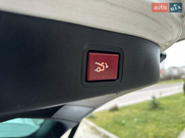 Білий Сітроен С5, об'ємом двигуна 2 л та пробігом 400 тис. км за 4700 $, фото 35 на Automoto.ua