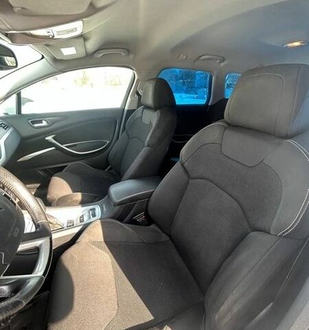 Білий Сітроен С5, об'ємом двигуна 2.7 л та пробігом 298 тис. км за 6500 $, фото 23 на Automoto.ua