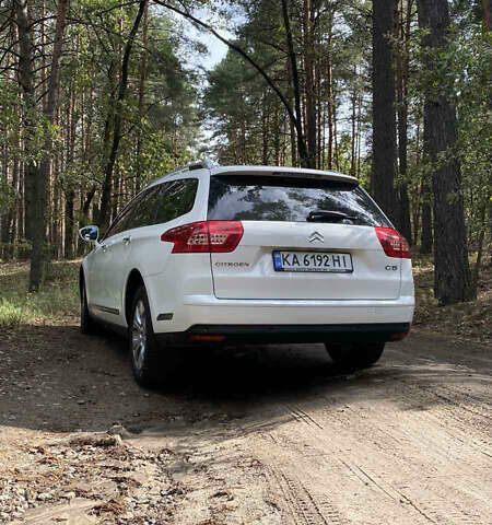 Білий Сітроен С5, об'ємом двигуна 2 л та пробігом 245 тис. км за 8000 $, фото 1 на Automoto.ua