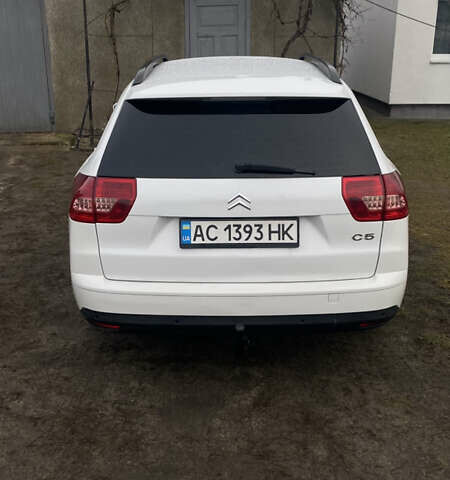 Білий Сітроен С5, об'ємом двигуна 2 л та пробігом 270 тис. км за 7900 $, фото 4 на Automoto.ua