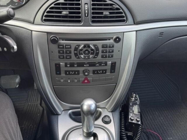 Белый Ситроен С5, объемом двигателя 2 л и пробегом 280 тыс. км за 2000 $, фото 3 на Automoto.ua