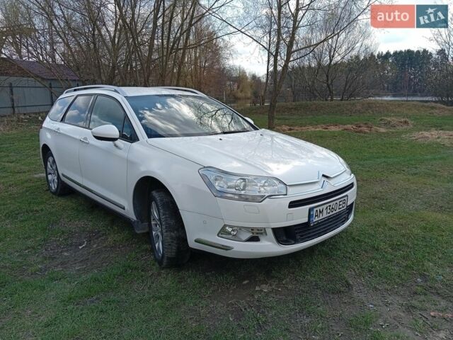 Белый Ситроен С5, объемом двигателя 2 л и пробегом 227 тыс. км за 7200 $, фото 10 на Automoto.ua
