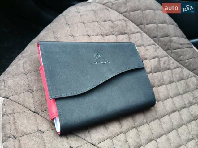 Белый Ситроен С5, объемом двигателя 2 л и пробегом 262 тыс. км за 8400 $, фото 29 на Automoto.ua