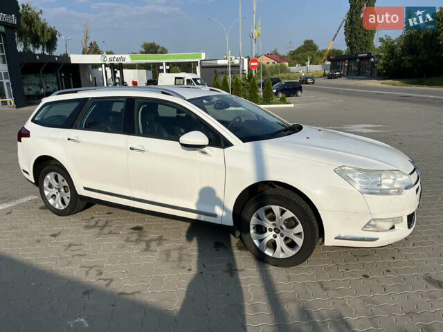 Белый Ситроен С5, объемом двигателя 2 л и пробегом 307 тыс. км за 6000 $, фото 42 на Automoto.ua