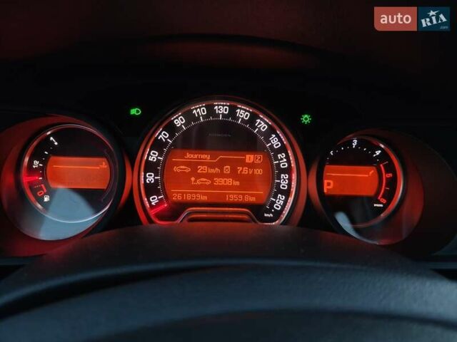 Белый Ситроен С5, объемом двигателя 2 л и пробегом 262 тыс. км за 8400 $, фото 27 на Automoto.ua