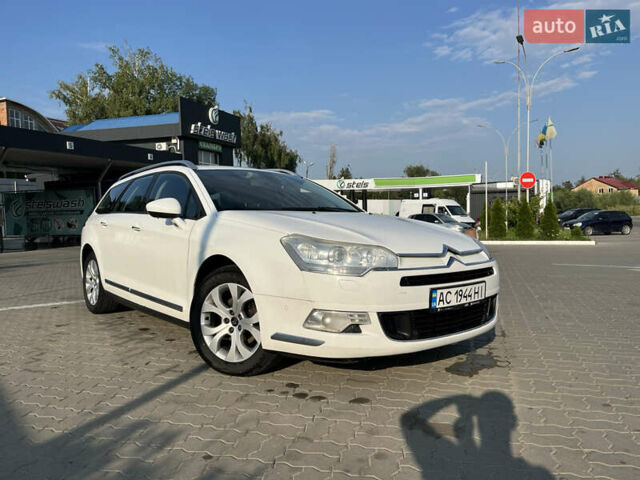 Белый Ситроен С5, объемом двигателя 2 л и пробегом 307 тыс. км за 6000 $, фото 30 на Automoto.ua