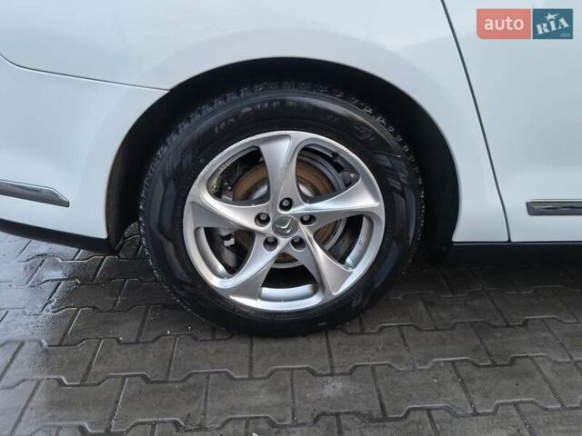 Белый Ситроен С5, объемом двигателя 2 л и пробегом 262 тыс. км за 8400 $, фото 20 на Automoto.ua