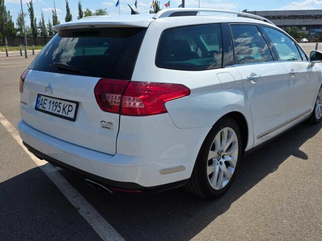 Сітроен С5 2010 у Кривому Розі на Automoto.ua Білий Сітроен С5, об'ємом двигуна 3 л та пробігом 345 тис. км за 7300 $, фото 2 на Automoto.ua