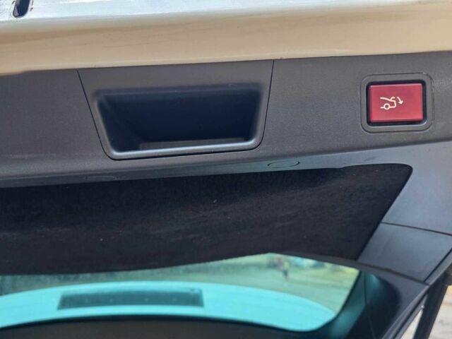 Сітроен С5 2010 у Кривому Розі на Automoto.ua Білий Сітроен С5, об'ємом двигуна 3 л та пробігом 345 тис. км за 7300 $, фото 19 на Automoto.ua