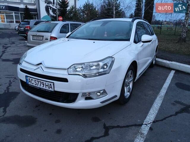 Белый Ситроен С5, объемом двигателя 2 л и пробегом 262 тыс. км за 8400 $, фото 2 на Automoto.ua