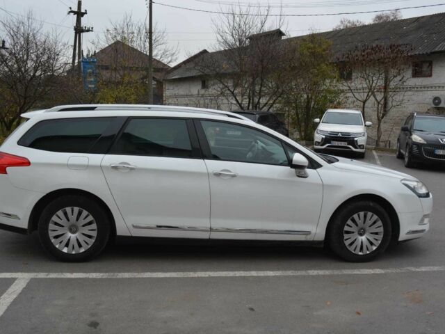 Белый Ситроен С5, объемом двигателя 1.6 л и пробегом 320 тыс. км за 5700 $, фото 7 на Automoto.ua