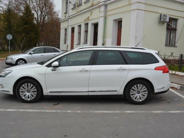 Белый Ситроен С5, объемом двигателя 1.6 л и пробегом 320 тыс. км за 5700 $, фото 3 на Automoto.ua