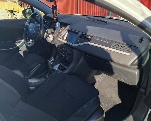 Сітроен С5 2011 у Львові на Automoto.ua Білий Сітроен С5, об'ємом двигуна 1.56 л та пробігом 256 тис. км за 7200 $, фото 5 на Automoto.ua