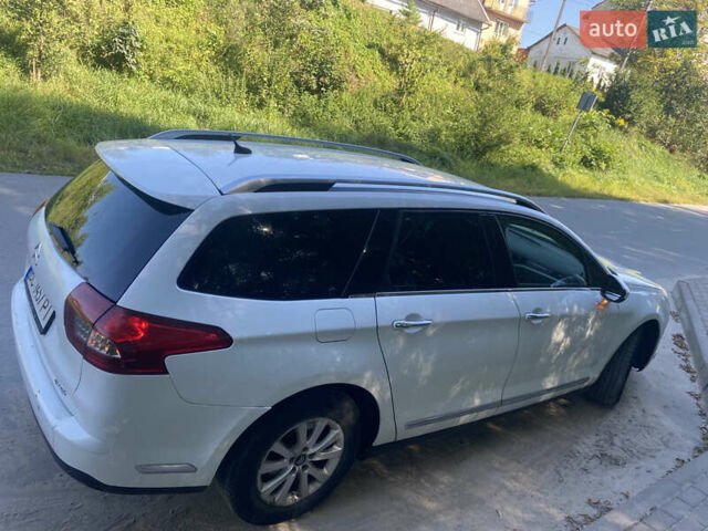 Ситроен С5 2011 в Львове на Automoto.ua Белый Ситроен С5, объемом двигателя 1.56 л и пробегом 285 тыс. км за 5750 $, фото 7 на Automoto.ua